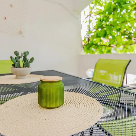 Apartment Pisacic *